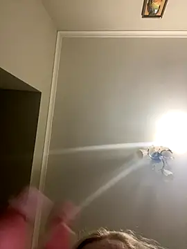 Snapshot of BrigitDani_ chatting on November 16, 7:52 pm BrigitDani online show from November 16, 7:52 pm