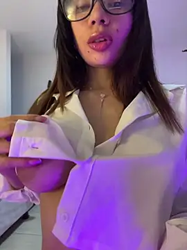 adop me   online show from October 23, 11:46 pm