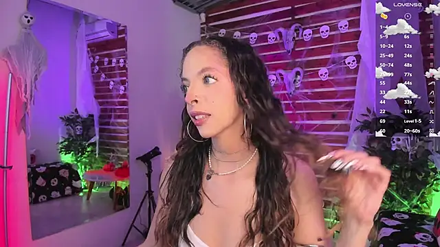 Snapshot of Sapphire_Venuss chatting on October 23, 2:22 am Sapphire Venuss online show from October 23, 2:22 am