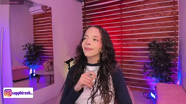 Snapshot of Sapphire_Venuss chatting on November 12, 1:28 am Sapphire Venuss online show from November 12, 1:28 am