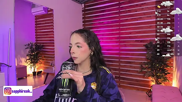 Snapshot of Sapphire_Venuss chatting on November 14, 1:26 am Sapphire Venuss online show from November 14, 1:26 am