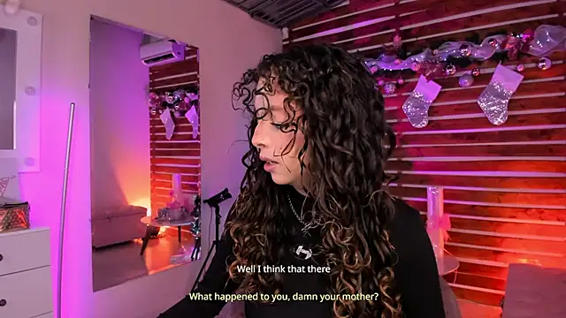 Snapshot of Sapphire_Venuss chatting on December 16, 1:43 am Sapphire Venuss online show from December 16, 1:43 am