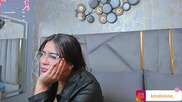 KimDevinne online show from February 8, 2:47 am