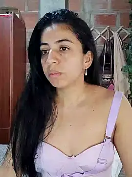 Snapshot of anngela01 chatting on January 23, 6:03 pm anngela01 online show from January 23, 6:03 pm