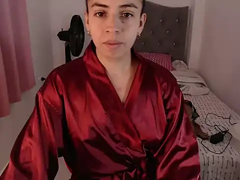 Snapshot of anngela01 chatting on October 30, 8:53 pm anngela01 online show from October 30, 8:53 pm