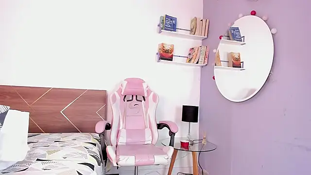 amber maxwell online show from January 11, 11:46 pm