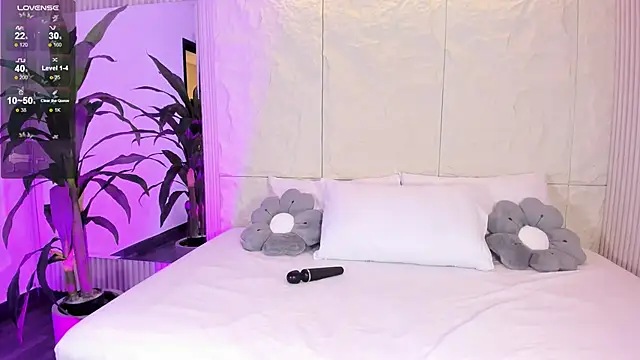 AnahinClar online show from February 24, 12:14 pm