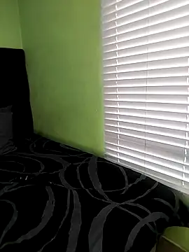 ThickPearlx23 online show from November 12, 6:58 am