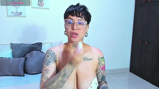 KatInk online show from December 4, 8:18 pm