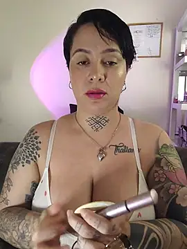 Snapshot of KatInk chatting on July 14, 3:51 pm KatInk online show from July 14, 3:51 pm