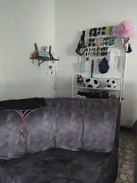 Snapshot of KatInk chatting on July 31, 12:37 pm KatInk online show from July 31, 12:37 pm