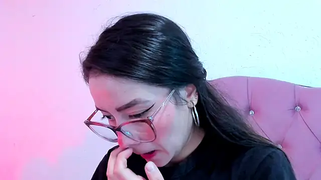 Snapshot of teffy_lee chatting on December 5, 7:49 pm teffy lee online show from December 5, 7:49 pm