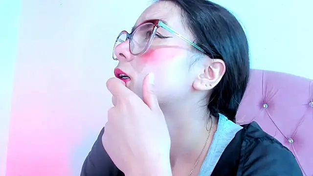 Snapshot of teffy_lee chatting on December 14, 7:46 pm teffy lee online show from December 14, 7:46 pm