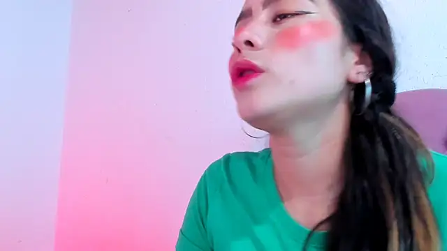 Snapshot of teffy_lee chatting on December 15, 7:53 pm teffy lee online show from December 15, 7:53 pm