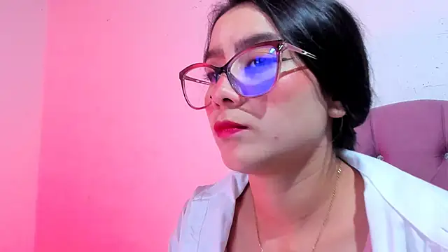 Snapshot of teffy_lee chatting on December 15, 11:31 pm teffy lee online show from December 15, 11:31 pm