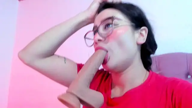 Snapshot of teffy_lee chatting on December 22, 6:48 pm teffy lee online show from December 22, 6:48 pm