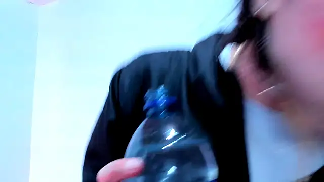 Snapshot of teffy_lee chatting on December 29, 8:26 pm teffy lee online show from December 29, 8:26 pm