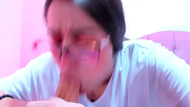 Snapshot of teffy_lee chatting on January 6, 11:20 pm teffy lee online show from January 6, 11:20 pm