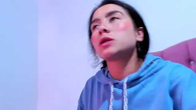 Snapshot of teffy_lee chatting on January 11, 8:32 pm teffy lee online show from January 11, 8:32 pm