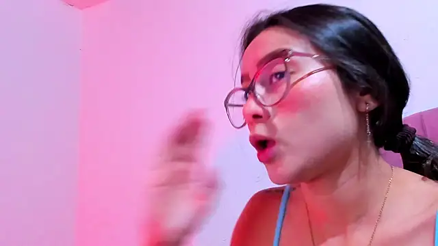 Snapshot of teffy_lee chatting on January 18, 11:22 pm teffy lee online show from January 18, 11:22 pm