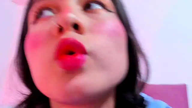 Snapshot of teffy_lee chatting on February 27, 11:37 pm teffy lee online show from February 27, 11:37 pm