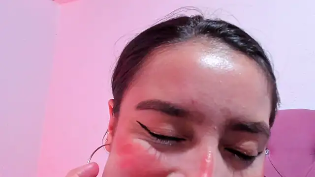 Snapshot of teffy_lee chatting on March 22, 8:48 pm teffy lee online show from March 22, 8:48 pm