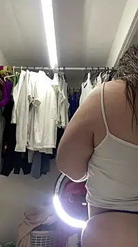 Chloee ep online show from March 3, 5:02 am