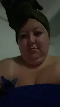 Snapshot of Chloee_ep chatting on May 25, 3:01 am Chloee ep online show from May 25, 3:01 am