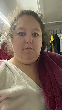 Snapshot of Chloee_ep chatting on July 24, 3:04 am Chloee ep online show from July 24, 3:04 am