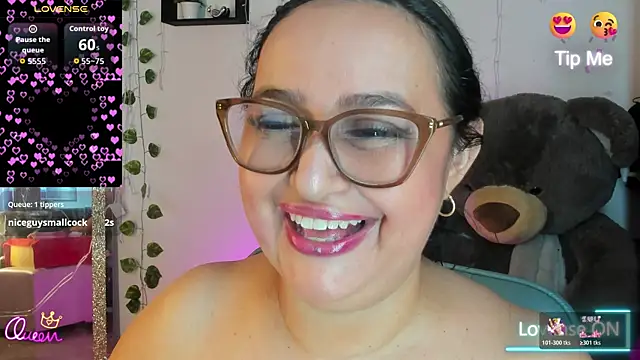 Snapshot of Gia_Nahomi chatting on May 31, 9:27 pm Gia Nahomi online show from May 31, 9:27 pm