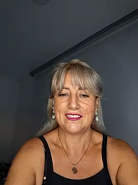 almaluna7 online show from February 7, 11:52 pm