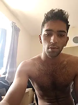 Snapshot of loganwollf chatting on October 8, 10:46 am loganwollf online show from October 8, 10:46 am