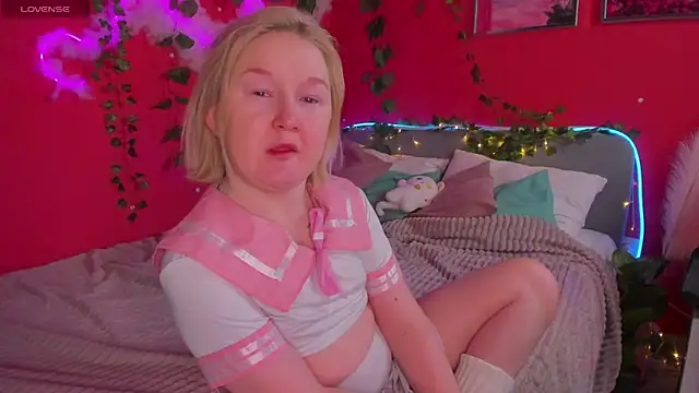 Sara Robinson online show from March 9, 2:59 am