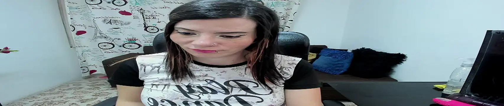 DanaaRey online show from November 6, 4:41 pm