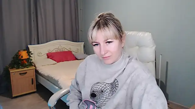 Snapshot of Incredible_Ariela chatting on January 12, 2:30 pm Incredible Ariela online show from January 12, 2:30 pm