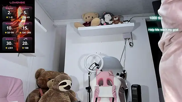 emily palmeer online show from January 18, 11:21 am