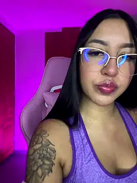 Tamara Roberts1 online show from December 4, 3:26 am