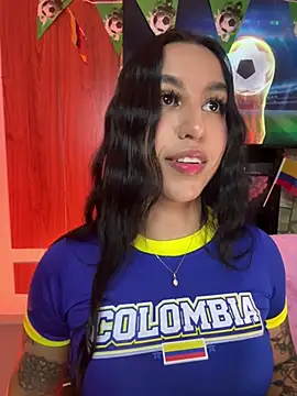 Snapshot of Tamara_Roberts1 chatting on June 18, 2:01 am Tamara Roberts1 online show from June 18, 2:01 am
