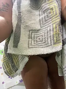 Snapshot of bela-Bunda225 chatting on March 20, 10:54 am bela-Bunda225 online show from March 20, 10:54 am