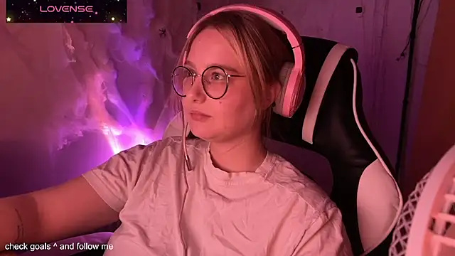 JacyWinslat online show from November 2, 1:08 am