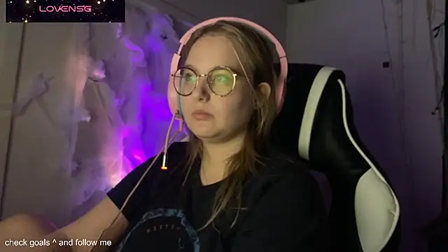 JacyWinslat online show from November 7, 7:03 pm