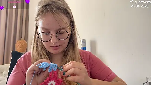 JacyWinslat online show from April 26, 7:50 am