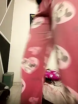 Snapshot of Sahana_Ashiika chatting on January 5, 11:37 am Sahana Ashiika online show from January 5, 11:37 am