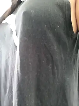 Snapshot of Sahana_Ashiika chatting on February 24, 2:26 pm Sahana Ashiika online show from February 24, 2:26 pm