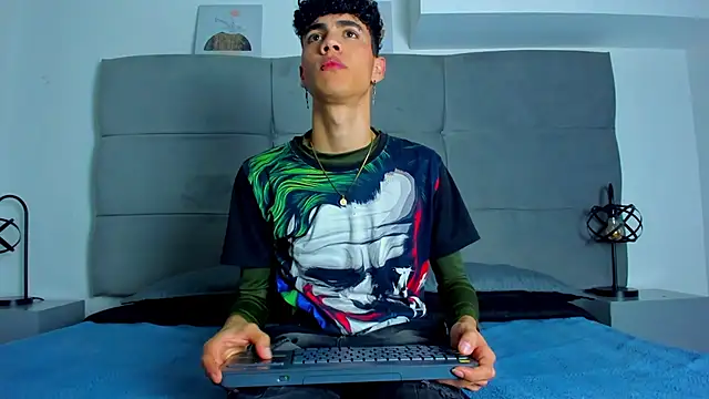 NeoRaptis online show from February 21, 8:49 pm