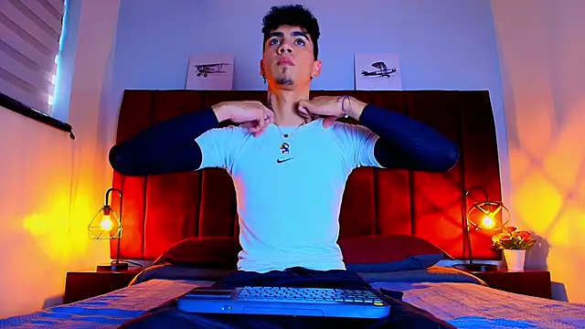 NeoRaptis online show from September 22, 8:22 pm