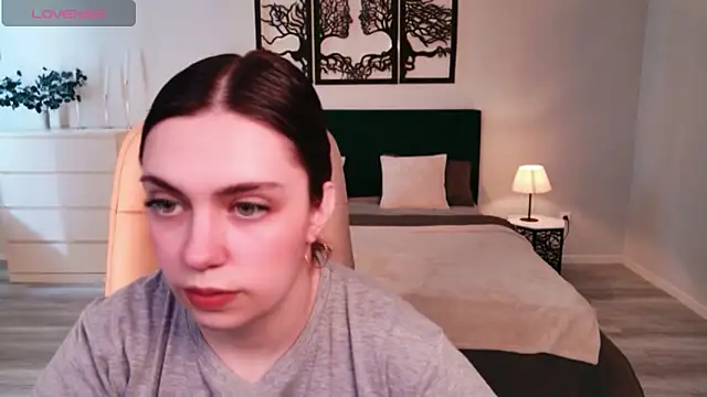 DaniellaLovely online show from March 28, 9:53 am