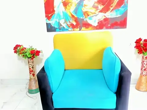 evaaelfiee online show from August 1, 3:39 am