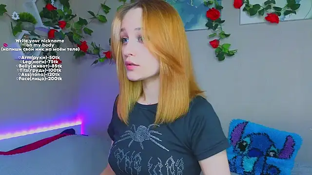 MaryRace online show from April 29, 5:06 pm