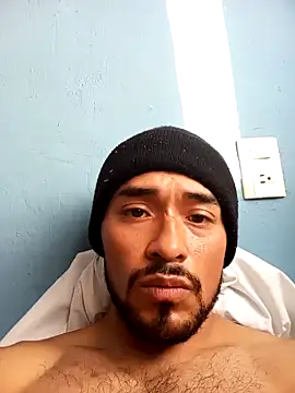Snapshot of angellemane357 chatting on December 31, 2:36 pm angellemane357 online show from December 31, 2:36 pm